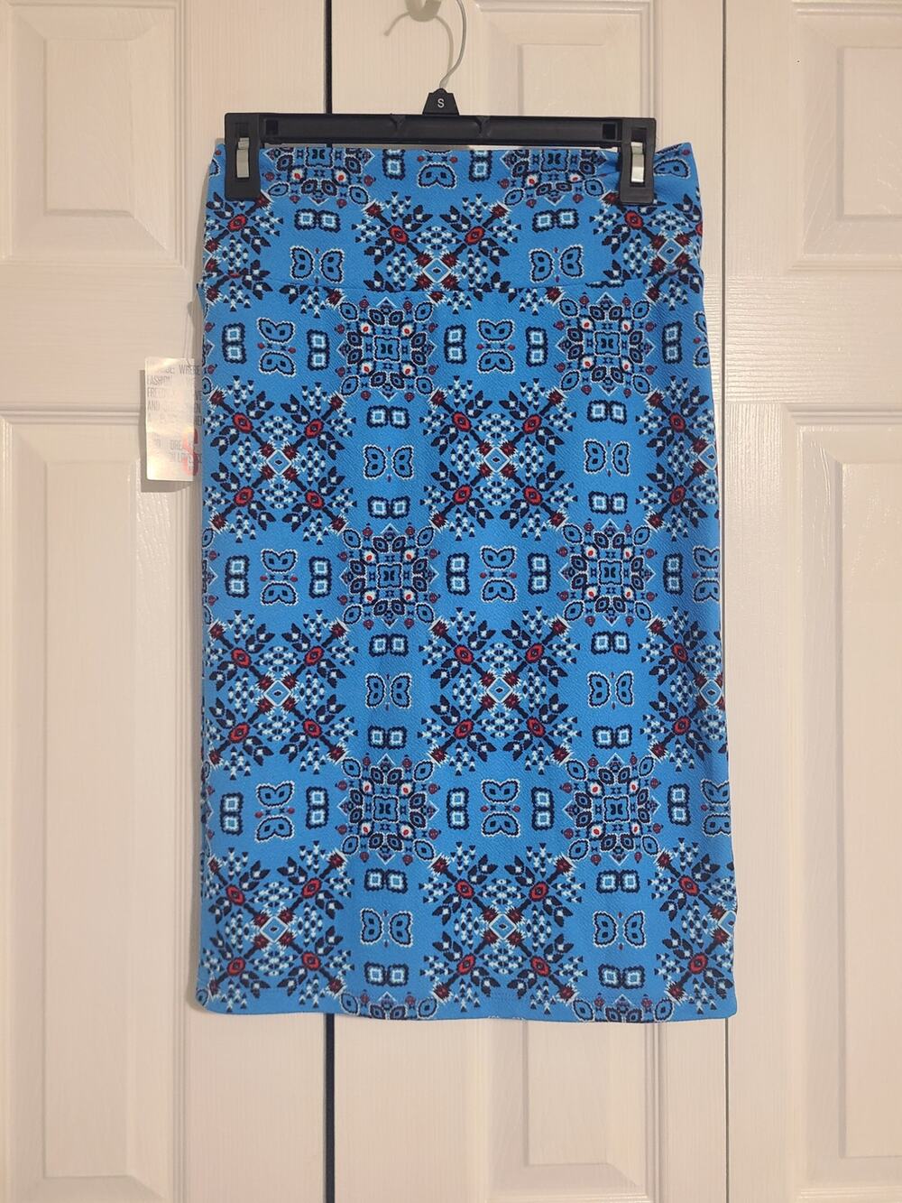 Lularoe small women's Cassie skirt new with tags